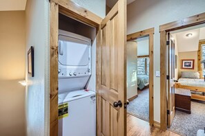 3 chambres, Wi-Fi gratuit, draps fournis