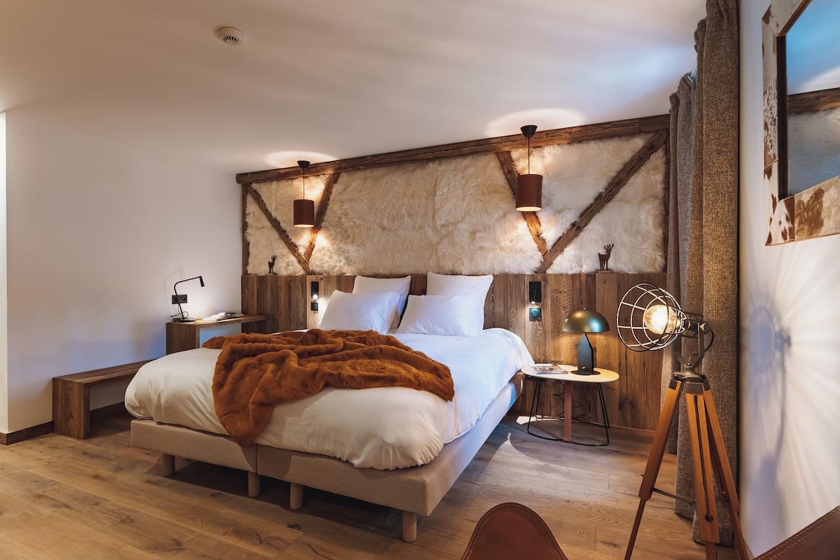 Junior Double Room, Courtyard View