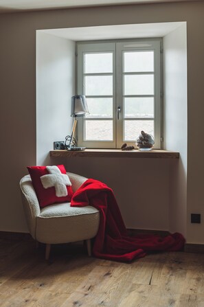 Standard Double Room, Courtyard View | Soundproofing, free WiFi - Grand Hôtel L'Ermitage (Font-Romeu-Odeillo-Via)