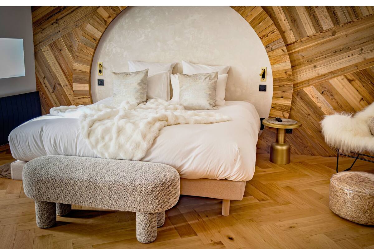 Honeymoon Double Room | 1 bedroom, soundproofing, free WiFi