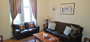 Standard Apartment, Partial Sea View | Living area | Flat-screen TV - Snug - Macushla Apartment (Helensburgh)