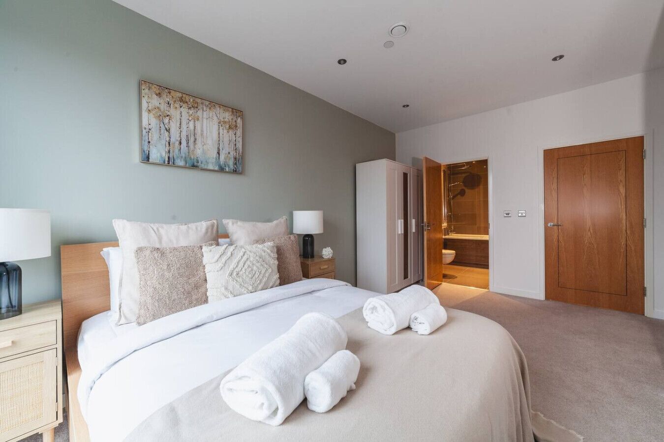 1 chambre, fer et planche à repasser, Wi-Fi gratuit, draps fournis