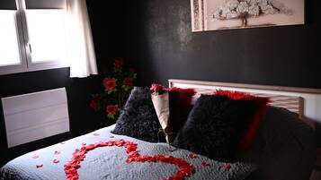 1 habitación, wifi y ropa de cama