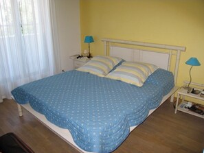 2 soverom, strykejern/-brett, wi-fi og sengetøy