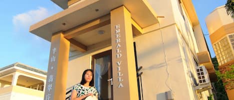 Façade de lâhĂ©bergement