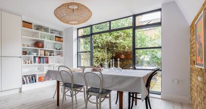 Radipole Road IV by Onefinestay