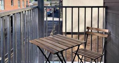 Beautiful Home with Parking and Ping Pong Table!