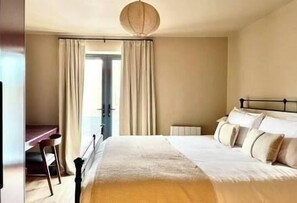 1 Schlafzimmer, Bügeleisen/Bügelbrett, Reisekinderbett, WLAN