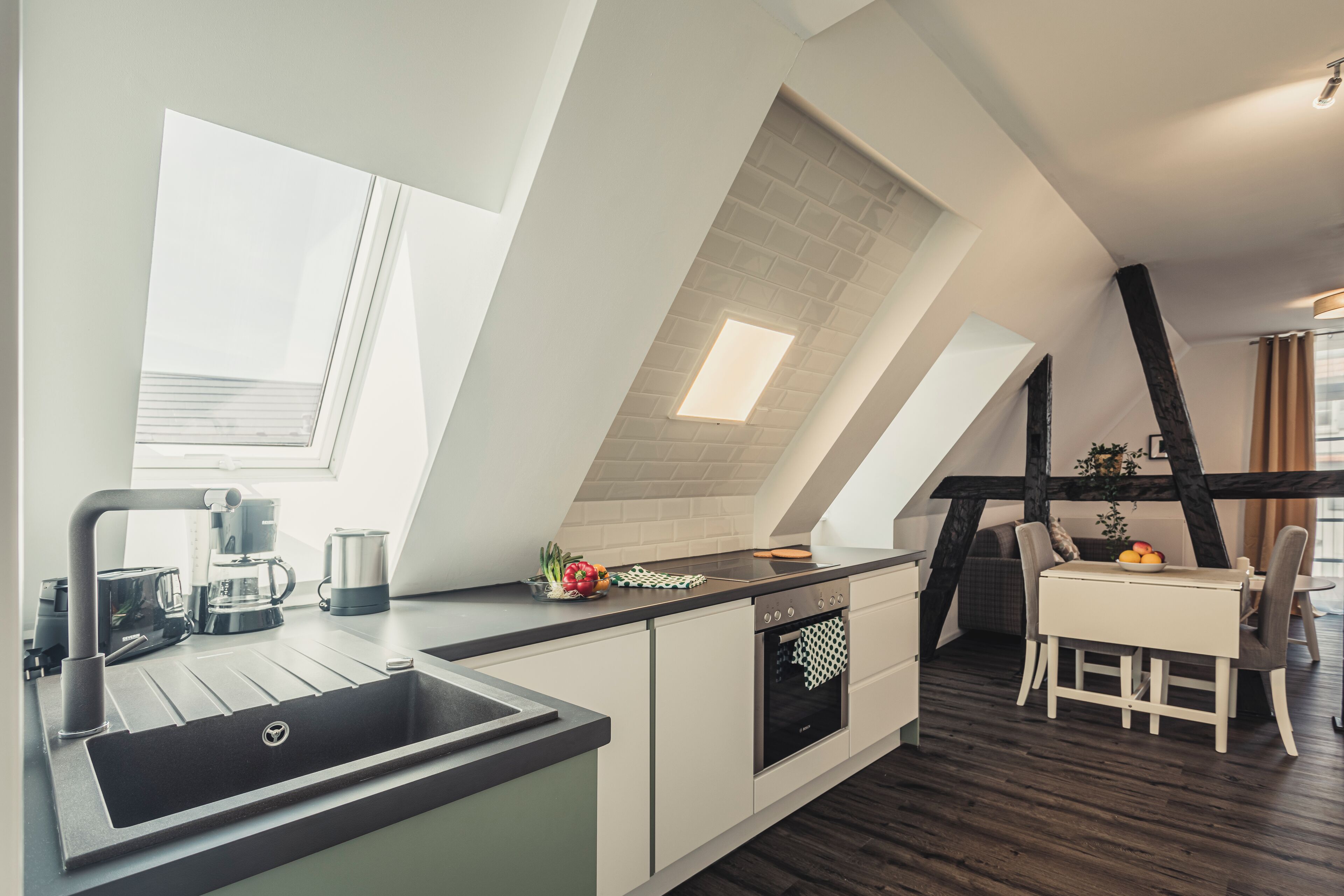 Superior-Apartment, 1 Doppelbett und Schlafsofa, Nichtraucher, Balkon | Eigene Küche | Kühlschrank