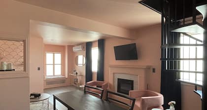 Couples City Luxe Boudoir Suite by Lovewelle