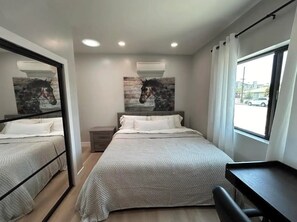 2 bedrooms, iron/ironing board, travel cot, WiFi