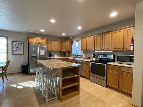 Soundside Home in Frisco is an Island Dream Retreat!