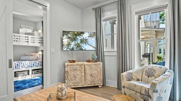 Cottage (2 Bedrooms) | Interior