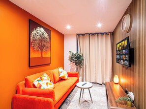 Living area - Cosy Apartment in Bradford City Centre (Bradford)