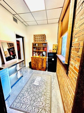 المنشأة من الداخل