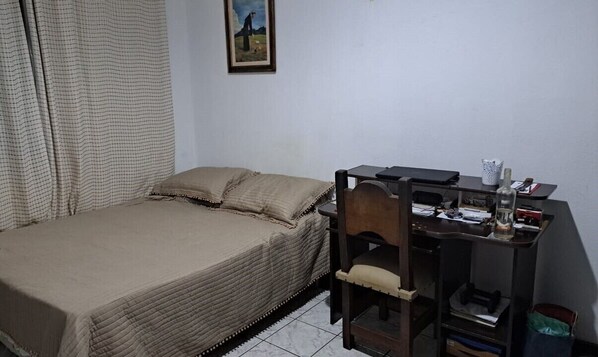 1 bedroom, iron/ironing board, WiFi