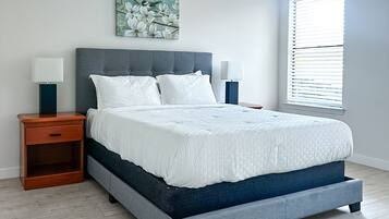 2 soverom, strykejern/-brett, wi-fi og sengetøy