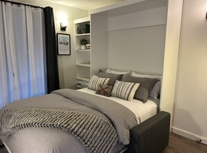 1 bedroom, free WiFi, bed sheets