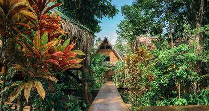 Boatique Hotel and Marina