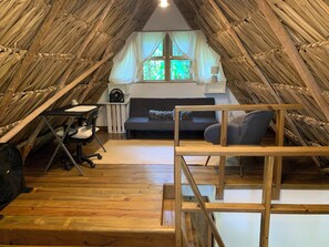 Standard Cabin | Individually decorated, individually furnished, desk, laptop workspace