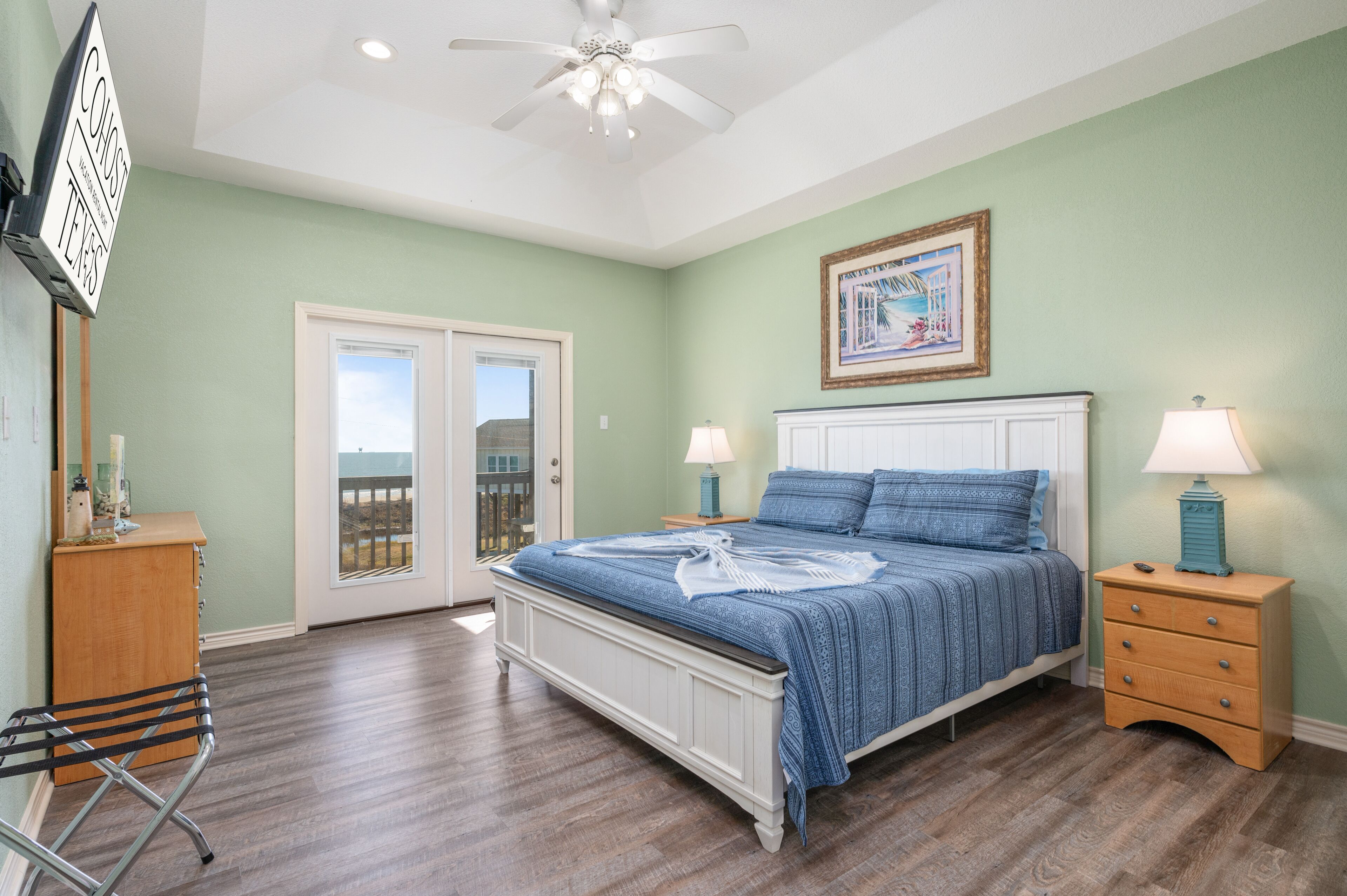 4 slaapkamers, een strijkplank/strijkijzer, reisbedje, wifi