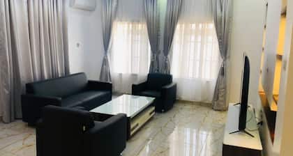 Cozy 2-bedroom house in charming Ibadan with 24/7 Solar Power electricity