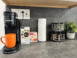 Miscellaneous - Modern Studio in Atlanta - 12 Min to Downtown, Parking, A/C, Washer/Dryer! (Atlanta)