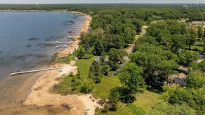 Plage, chaises longues