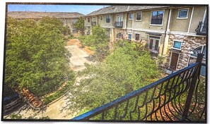 Property grounds - Cozy 2-bedroom condo in welcoming Plano with AC, WiFi (Plano)