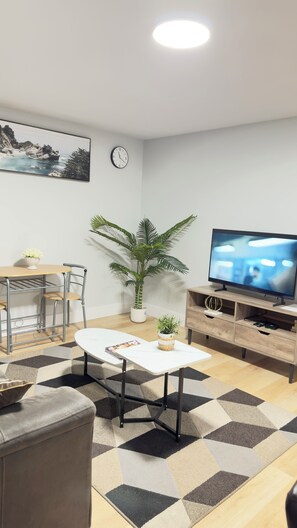 Smart TV, books