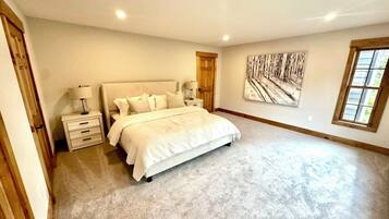 5 bedrooms, desk, iron/ironing board, free WiFi