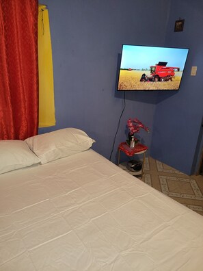 2 室のベッドルーム、アイロン / アイロン台、WiFi、ベッドシーツ