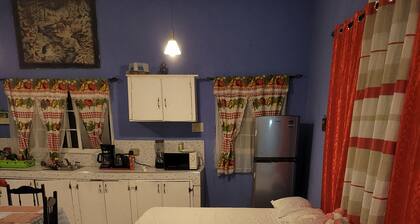Superb 2-bedroom apartment in Aeolus Valley sleeps 7 people