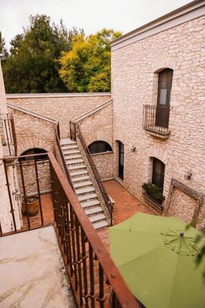 Property grounds - Hotel Casa Mexicana (Mineral de Pozos)