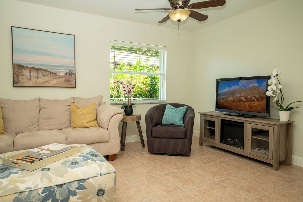 Photo 9 of The Orchid House - charming 3 bed/2 bath home in the heart of Naples