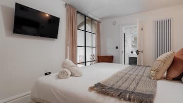 2 chambres, fer et planche à repasser, lit parapluie, Wi-Fi gratuit