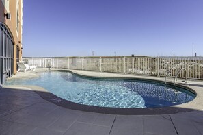 Pool - Harbour Place 109 (Orange Beach)