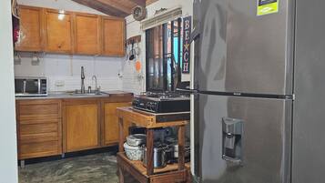 Micro-ondes, plaque de cuisson