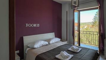 Apartment, Balcony