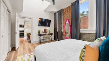 1 bedroom, iron/ironing board, free WiFi, bed sheets