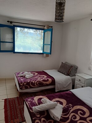 Basic dubbelrum eller tvåbäddsrum - sjöutsikt | Ljudisolering