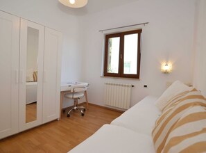 2 makuuhuonetta, Wi-Fi, vuodevaatteet