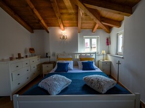 1 chambre, accès Internet, draps fournis