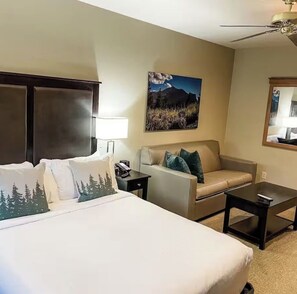1 bedroom, in-room safe, desk, iron/ironing board