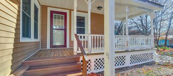 18 Mi to Skiing: Colorful Home in Springfield!