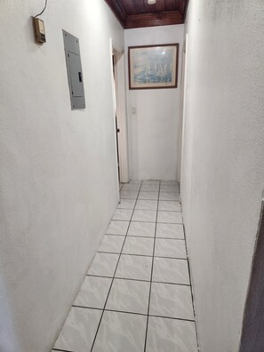 Interior - Charming 2-bedroom bed & breakfast in brilliant Nassau with AC, WiFi (Nassau)