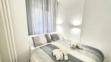 1 Schlafzimmer, BĂŒgeleisen/BĂŒgelbrett, WLAN, BettwĂ€sche