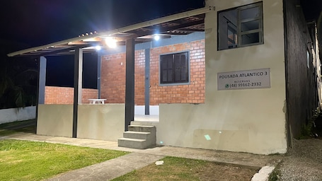 Área de sala de estar. Pousada Atlantico 3