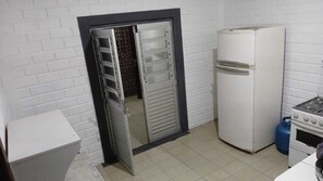 Basic Apartment | Private kitchen