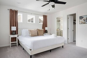 4 多间卧室、熨斗/熨衣板、免��费 WiFi、床单